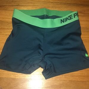 Women’s Nike pro spandex shorts